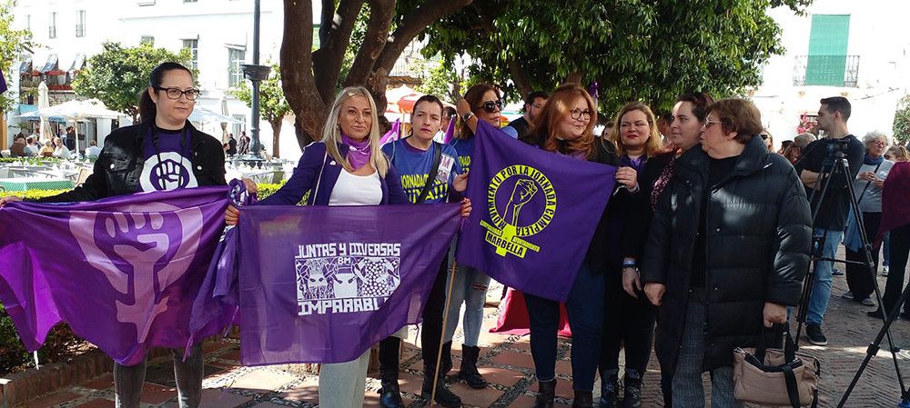 Espacio Feminista Marbella pide la comparecencia de la alcaldesa tras la presunta agresión sexual de dos policías locales a dos mujeres en Marbella
