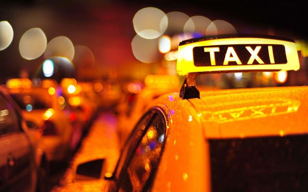 El Consejo de Gobierno andaluz aprueba el decreto de modernización del sector del taxi