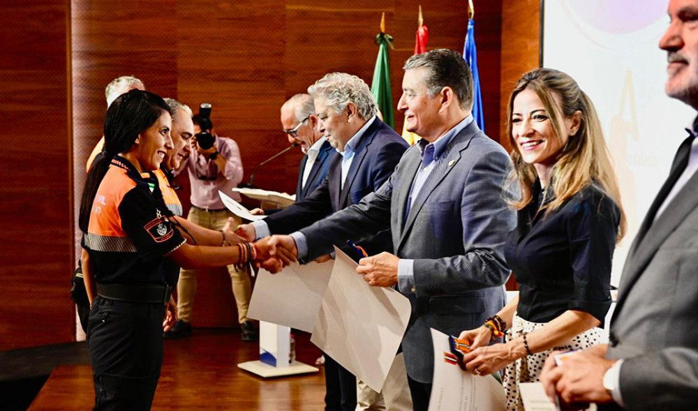 La Junta apuesta por el Sistema Local de Protección Civil con un decreto pionero y apoyo económico a las Agrupaciones de Voluntariado