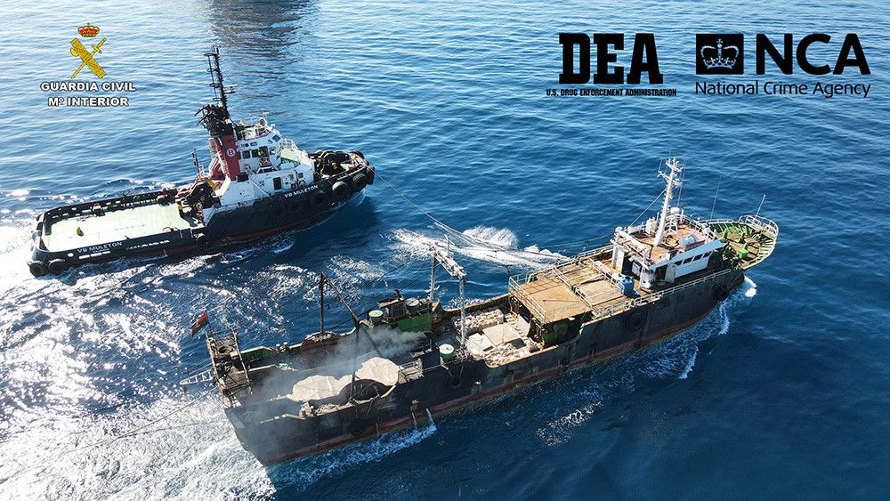 La Guardia Civil desarticula una organización criminal asentada en Galicia, frustrando la introducción de 3.300 kilogramos de cocaína ocultos en un barco que realizaría la “ruta africana”