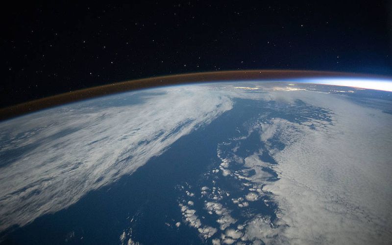 El ser humano extrae tanta agua subterránea que se está alterando el giro del planeta