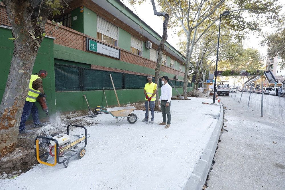 El Ayuntamiento mejorará la accesibilidad y seguridad vial en los entornos de los colegios Juan Ramón Jiménez y Valdeolletas