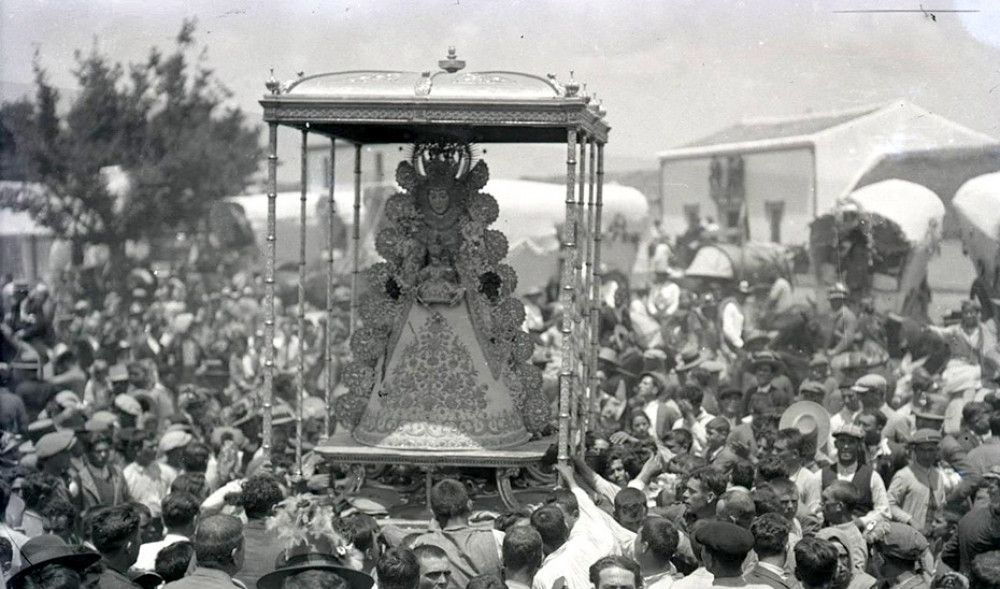 El BOJA publica la apertura del expediente para proteger como BIC la Romería de la Virgen del Rocío