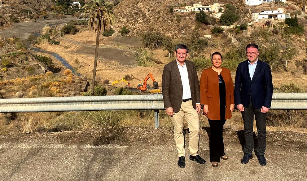La restauración del río Adra, que se encuentra al 80% de ejecución, concluirá en 2023