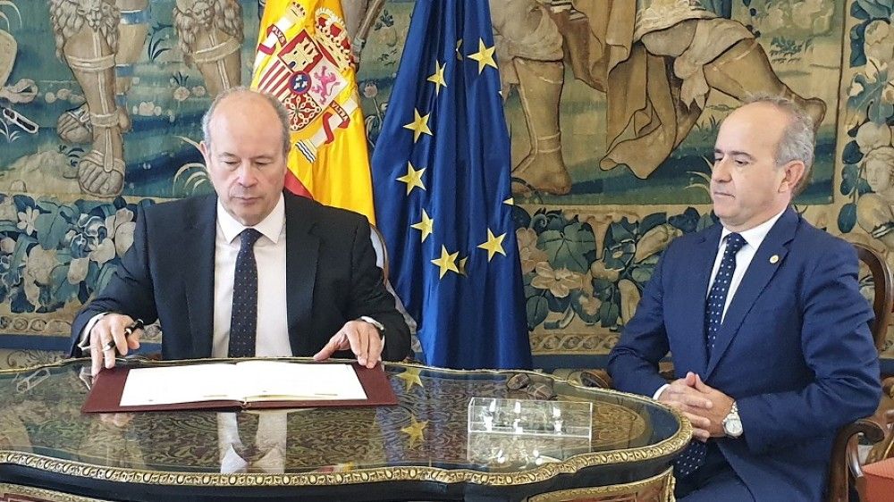 El ministro de Justicia y el rector de la UNED firman un protocolo para promover la enseñanza e investigación en el ámbito de la Justicia