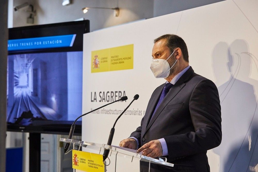 El Gobierno sigue mimando a Cataluña con la inversión de otros 6.300 millones de euros en movilidad ciudadana