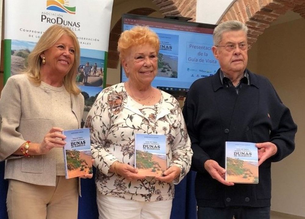 La alcaldesa impulsará el expediente para dedicarle un enclave al fundador y presidente de la Asociación Produnas, Fernando Piquer, recientemente fallecido