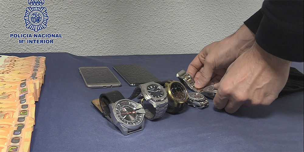 La Policía Nacional desarticula un grupo criminal dedicado al robo de relojes de alta gama a punta de pistola en el centro de Madrid