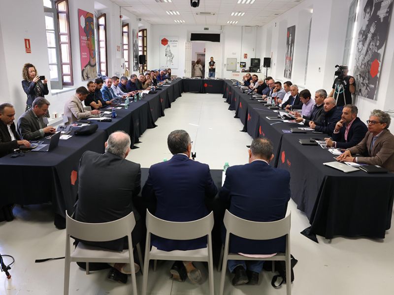 La Diputación acoge un encuentro de consorcios y servicios de Bomberos de 25 provincias