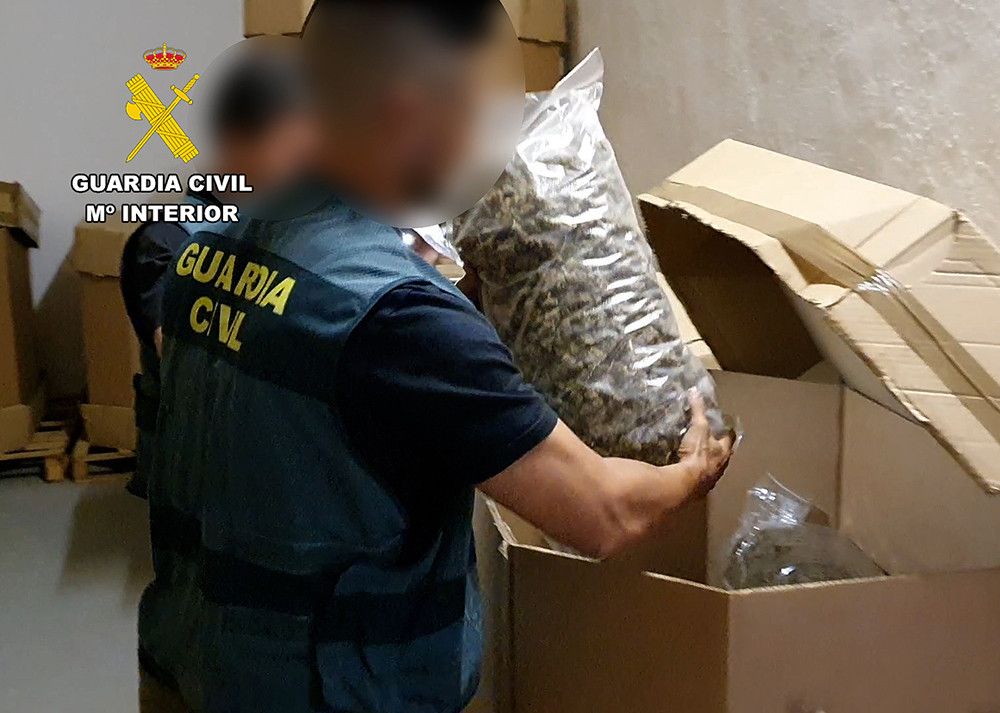 La Guardia Civil incauta el mayor alijo de marihuana descubierto hasta el momento