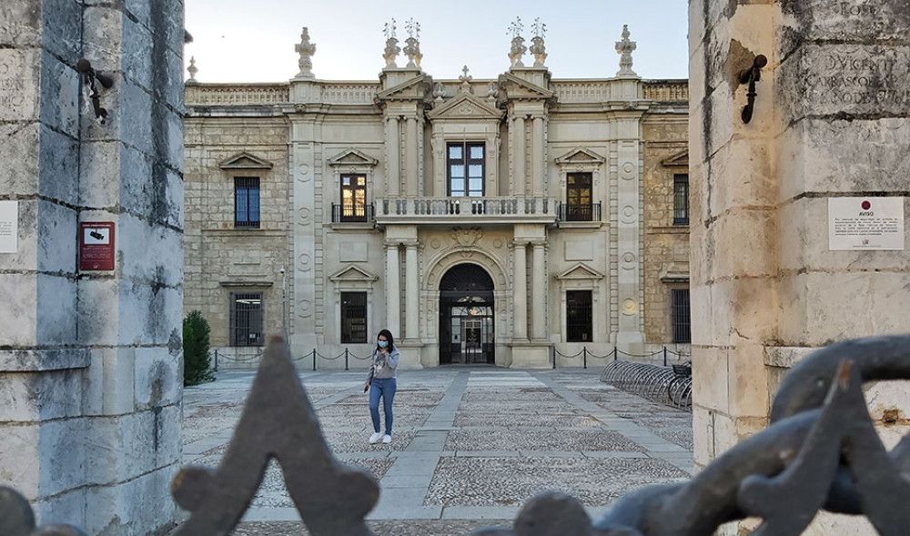 Las universidades andaluzas y Georgetown impulsarán cursos para favorecer el intercambio de estudiantes