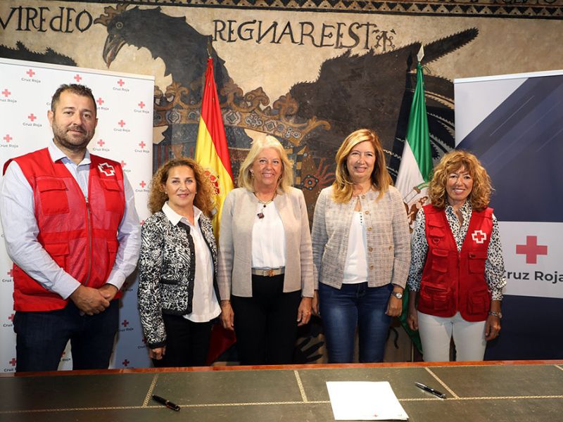El Ayuntamiento suscribe por sexto año consecutivo el convenio de colaboración con Cruz Roja para el mantenimiento de los centros de atención a personas sin hogar de Marbella y San Pedro Alcántara