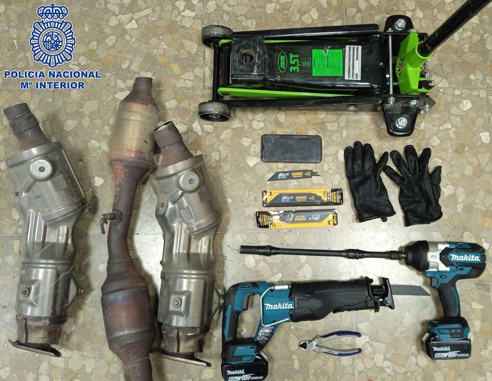 La Policía Nacional desarticula en Málaga una organización criminal experta en sustraer catalizadores