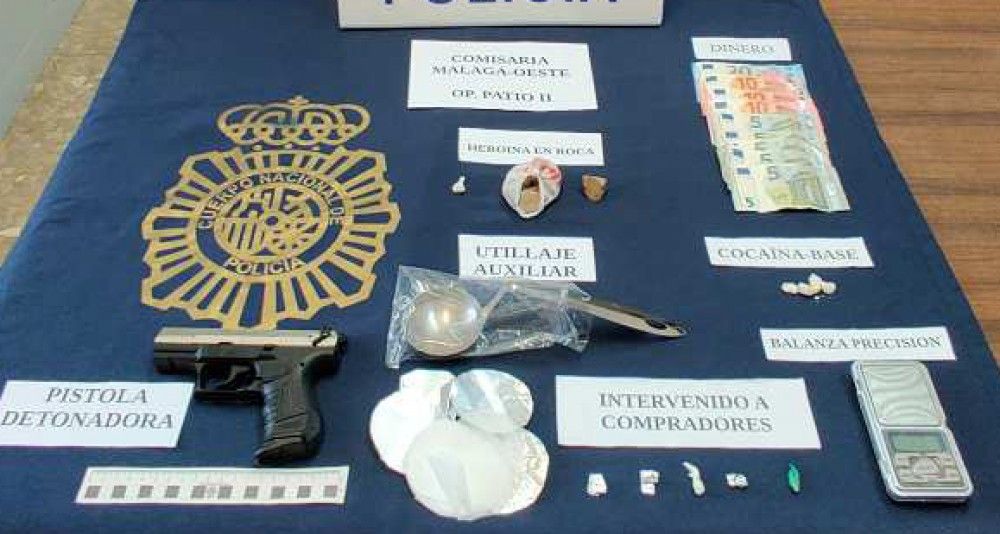 Desmantelado en Málaga capital un punto de venta de droga y detenidos cuatro de los responsables