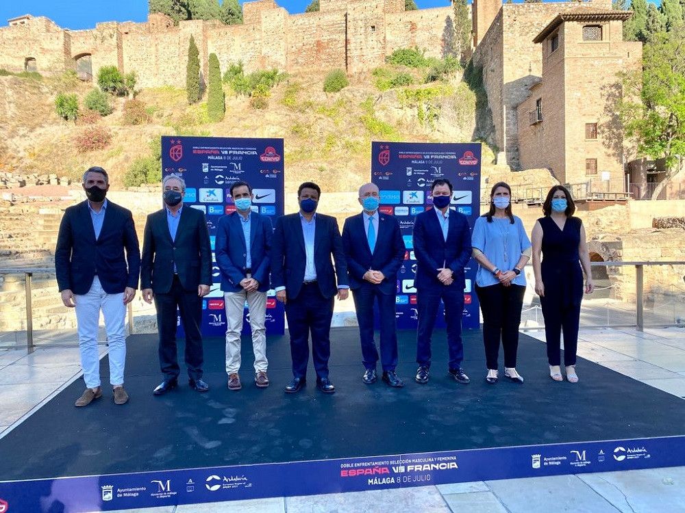 Málaga acoge un doble enfrentamiento histórico entre las selecciones de baloncesto femeninas y masculinas de España y Francia