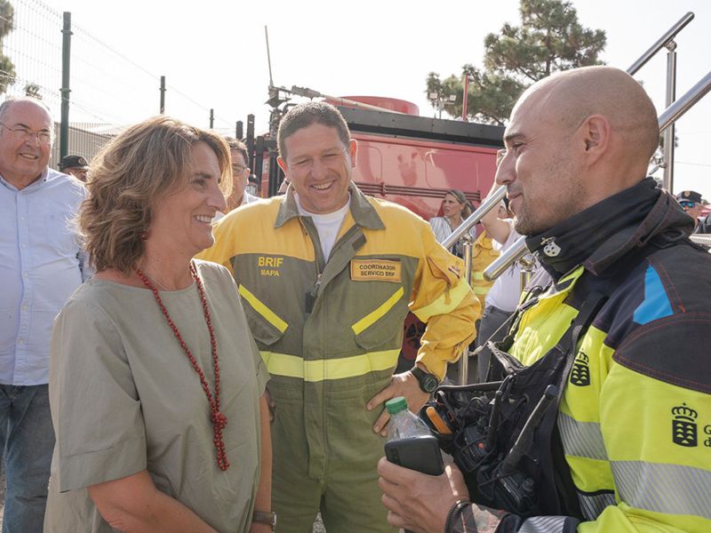 La ministra de Transición Ecológica visita la zona afectada por el incendio de Tenerife