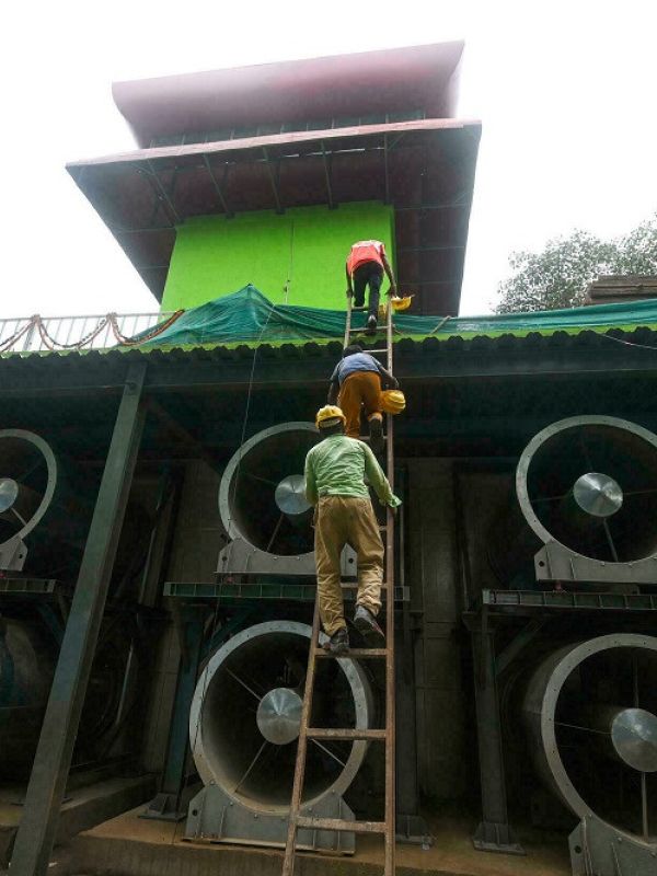 Nueva Delhi estrena su primera "torre anticontaminación" ante el escepticismo de los científicos sobre su eficacia