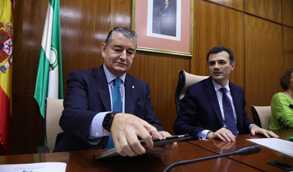 Los consejeros de la Junta presentan en el Parlamento las líneas prioritarias del Presupuesto para 2023