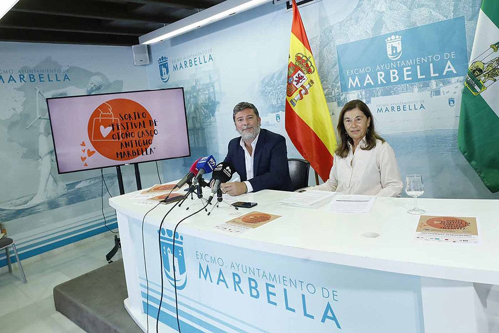 El Casco Antiguo de Marbella celebra hasta el 11 de diciembre su primer Festival de Otoño con un concurso de dibujo y el sorteo de una veintena de premios entre los clientes