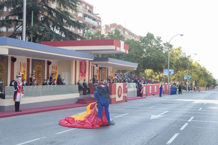 Los reyes presiden el desfile por el Día de la Fiesta Nacional