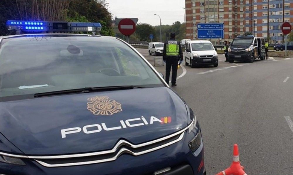 Refuerzo de los controles en carretera para impedir desplazamientos no autorizados por el puente de mayo