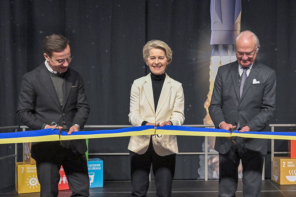 La UE inaugura el primer puerto continental de lanzamiento de satélites
