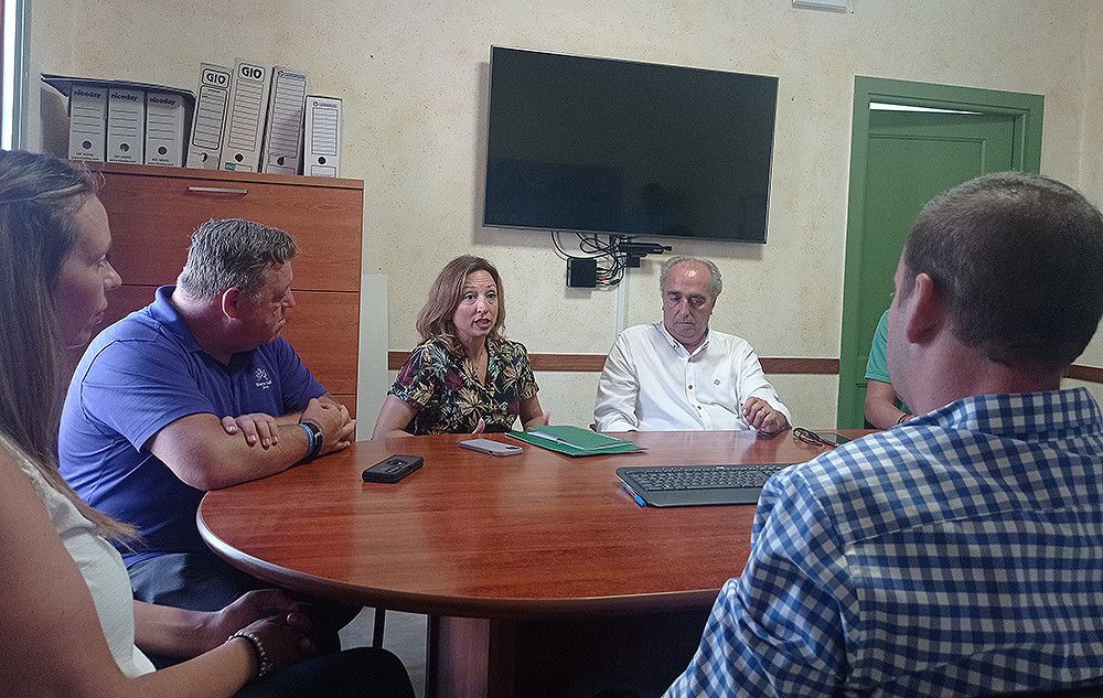 El Ayuntamiento de Manilva quiere un espigón sumergido para proteger las playas del municipio