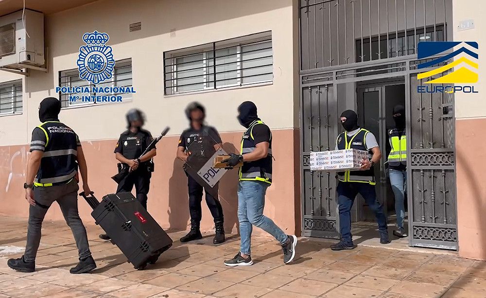 Ingresan en prisión los dos presuntos yihadistas reincidentes detenidos en Melilla y Madrid