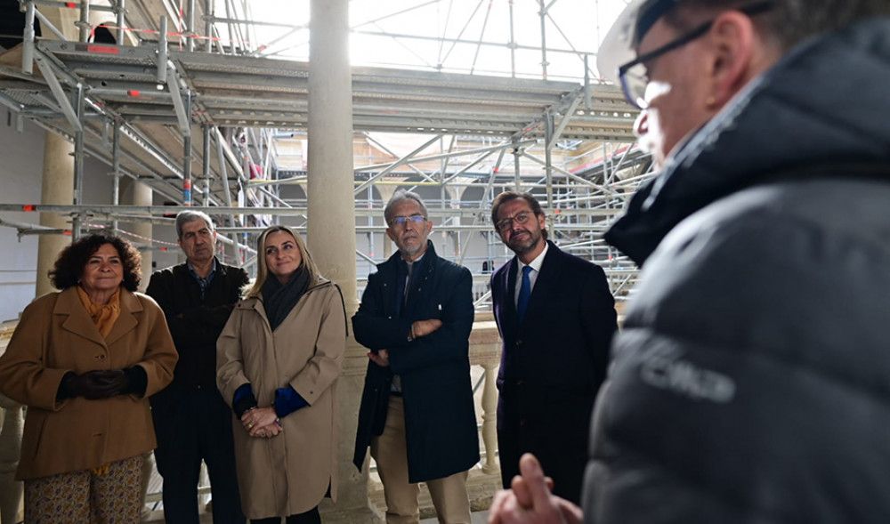 La consejera de Fomento aplaude el buen ritmo de las obras del Plan Alhambra en la Universidad