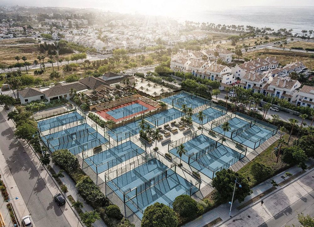La ciudad participa junto a otras cinco ciudades españolas en el torneo de pádel Race to Marbella’