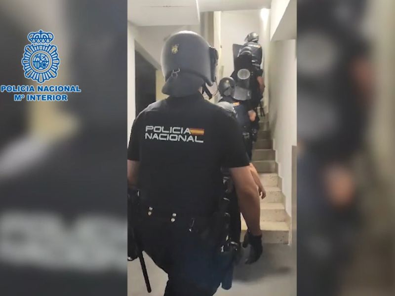 La Policía Nacional desarticula un grupo criminal itinerante especializado en la comisión de robos con violencia y hurtos amorosos de joyas y relojes