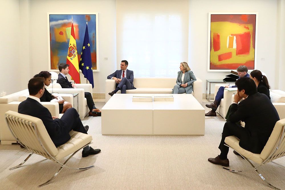 Sam Altman, cofundador de OpenAI, se reúne con Pedro Sánchez para tratar sobre el futuro marco legislativo para la inteligencia artificial