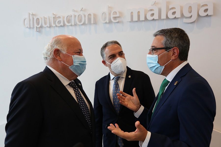 Cesión formal de los terrenos del Hospital Civil y sus edificaciones a la Junta para construir el tercer hospital de Málaga