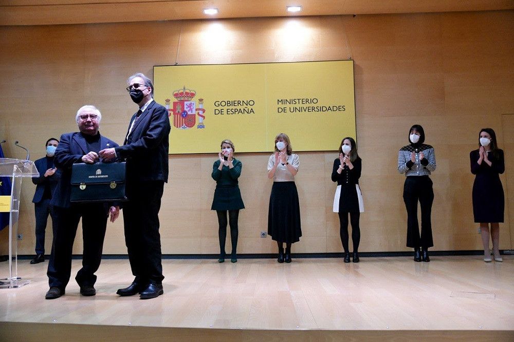 Joan Subirats toma posesión de su cargo como ministro de Universidades