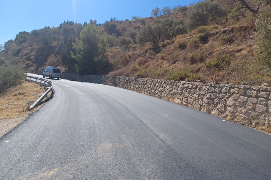 La Diputación comienza un plan de asfaltado en un centenar de kilómetros de 22 carreteras provinciales