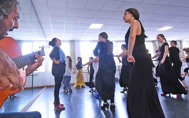 El Farru, La Lupi o Belén López impartirán clases magistrales de baile en el Seminario Internacional de Flamenco de Andalucía