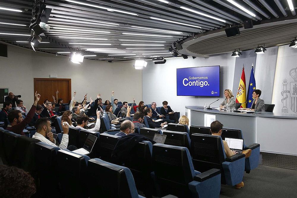 El Consejo de Ministros aprueba una transferencia de 330 millones de euros a las autonomías para cuatro programas educativos