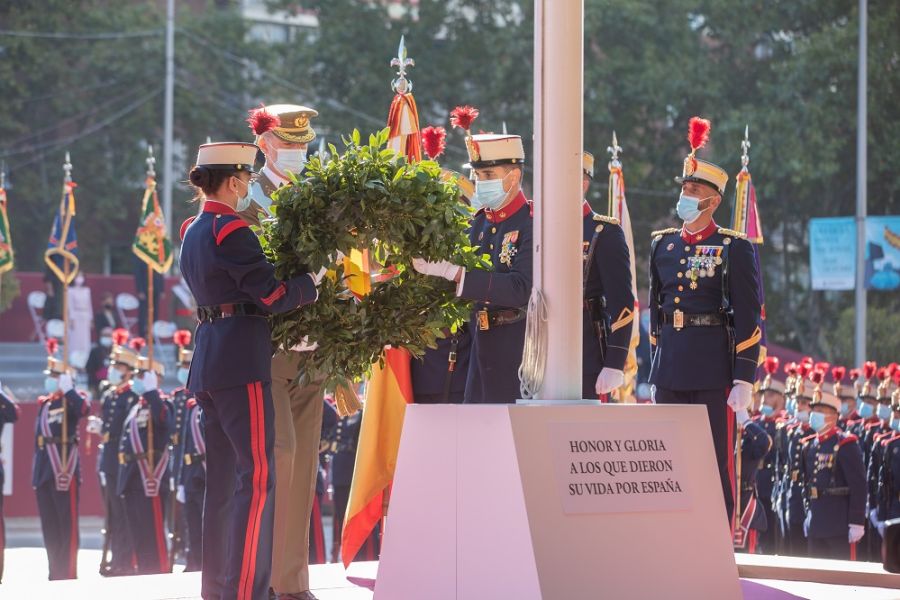 Los reyes presiden el desfile por el Día de la Fiesta Nacional