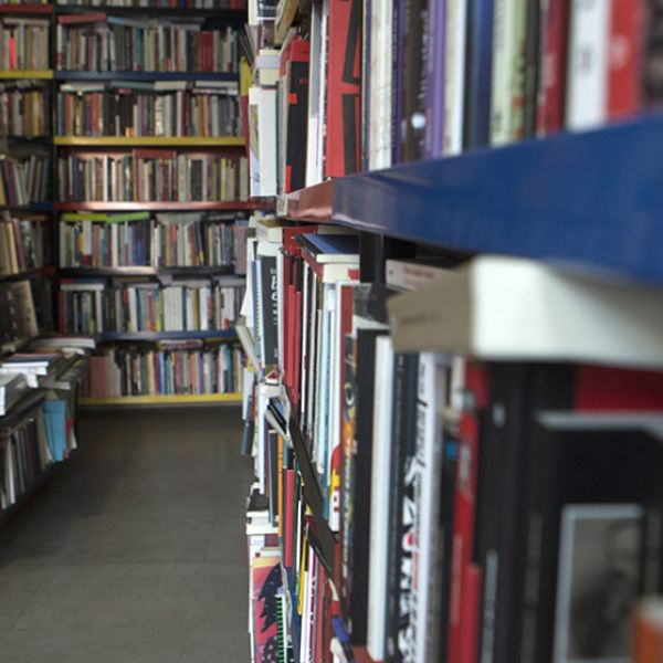 El libro en papel monopoliza la producción editorial de Andalucía, con el 78,5% en el segundo trimestre
