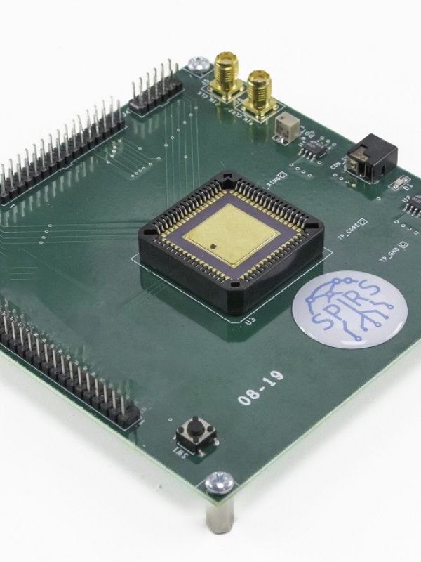 Investigadores españoles desarrollan un nanochip para proteger los dispositivos electrónicos frente a ciberataques