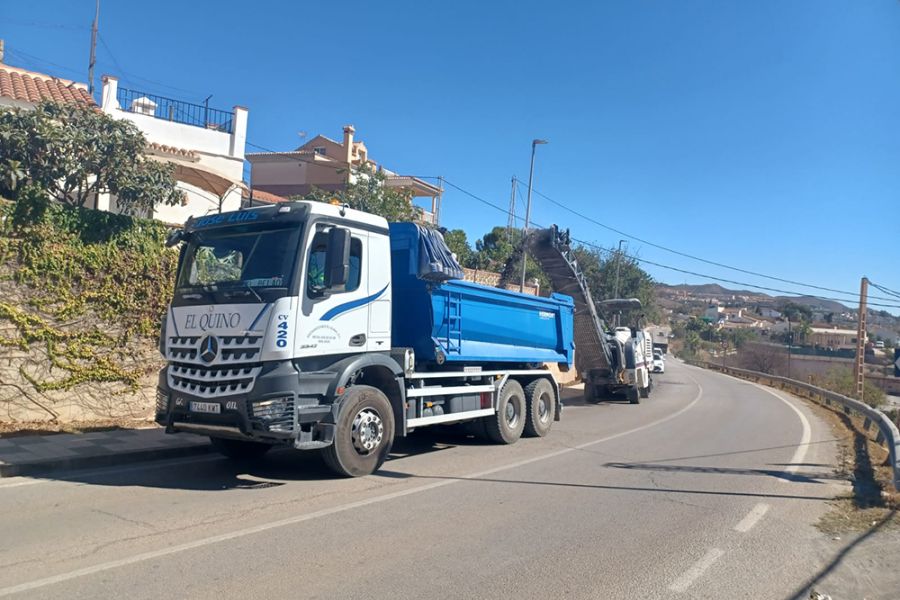 La Diputación comienza un plan de asfaltado en un centenar de kilómetros de 22 carreteras provinciales