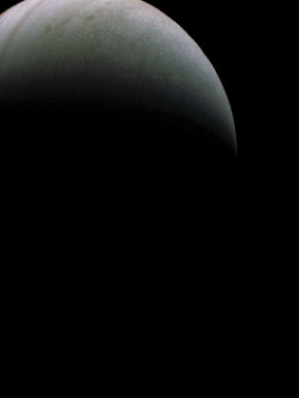 Juno roza las cimas de las nubes de Júpiter