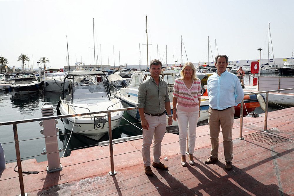 El Ayuntamiento y la Junta trabajan en una remodelación integral del Puerto Deportivo Virgen del Carmen que permita prorrogar 25 años la concesión municipal del recinto náutico