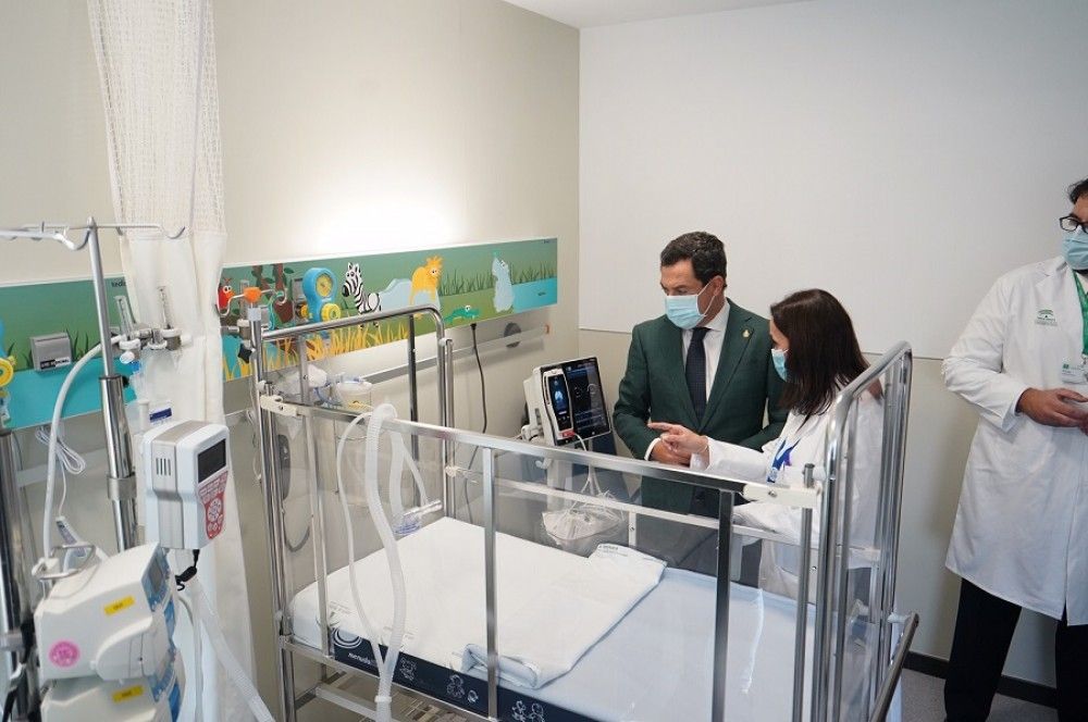 Inaugurada la segunda planta de Pediatría del Materno Infantil del Hospital Regional de Málaga tras la reforma