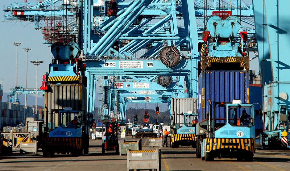 La cifra de negocio en la industria andaluza aumenta un 30% en agosto, casi el doble que en España