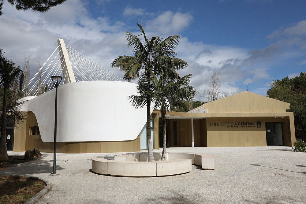 La Biblioteca Central Fernando Alcalá Marín contabilizó en los primeros nueve meses del año 60.517 visitantes y 14.659 préstamos