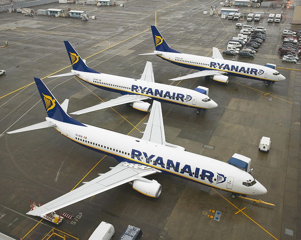 Consumo abre expediente sancionador a varias aerolíneas "lowcost" por los sobrecostes por equipaje de mano