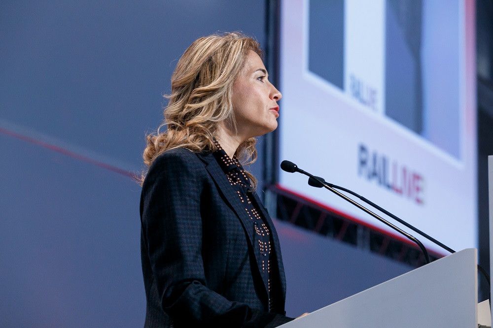 La ministra de Transportes señala que su ministerio dispone de más de 24.000 millones de euros para el impulso de la red ferroviaria hasta 2026