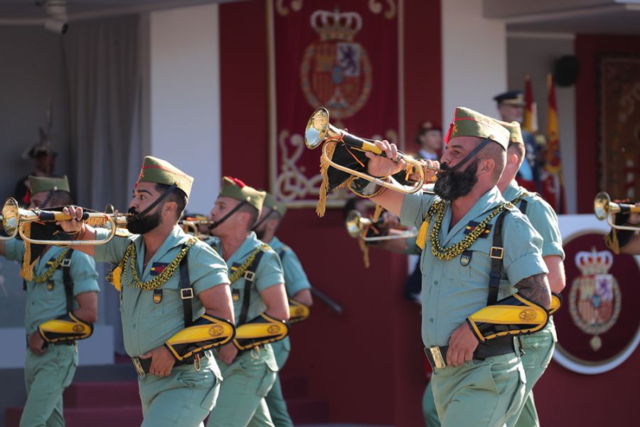 Los reyes, acompañados de la princesa de Asturias, presiden los actos por el Día de la Fiesta Nacional