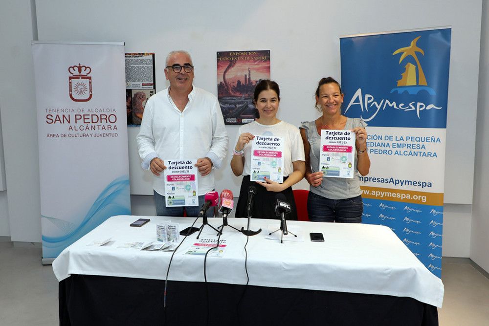 La Tenencia de Alcaldía de San Pedro respalda la tarjeta escolar impulsada por Apymespa, con descuentos de hasta el 20% en una veintena de comercios